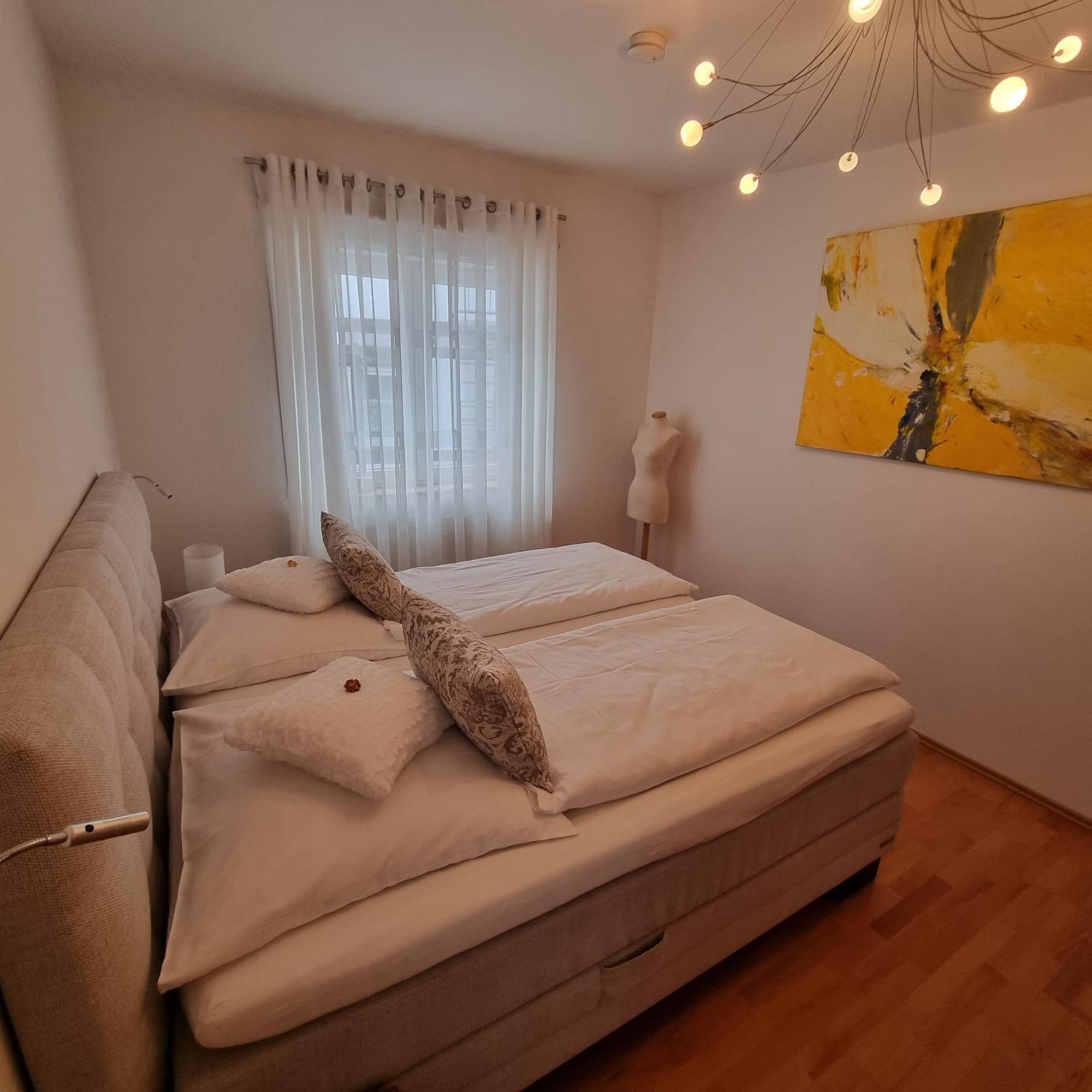 Ferienwohnung Janus Altstadt-Hameln Haus 2 Inklusive Parkplatz - Mit Und Ohne Terrasse Oder Loggia Hamelin Eksteriør bilde