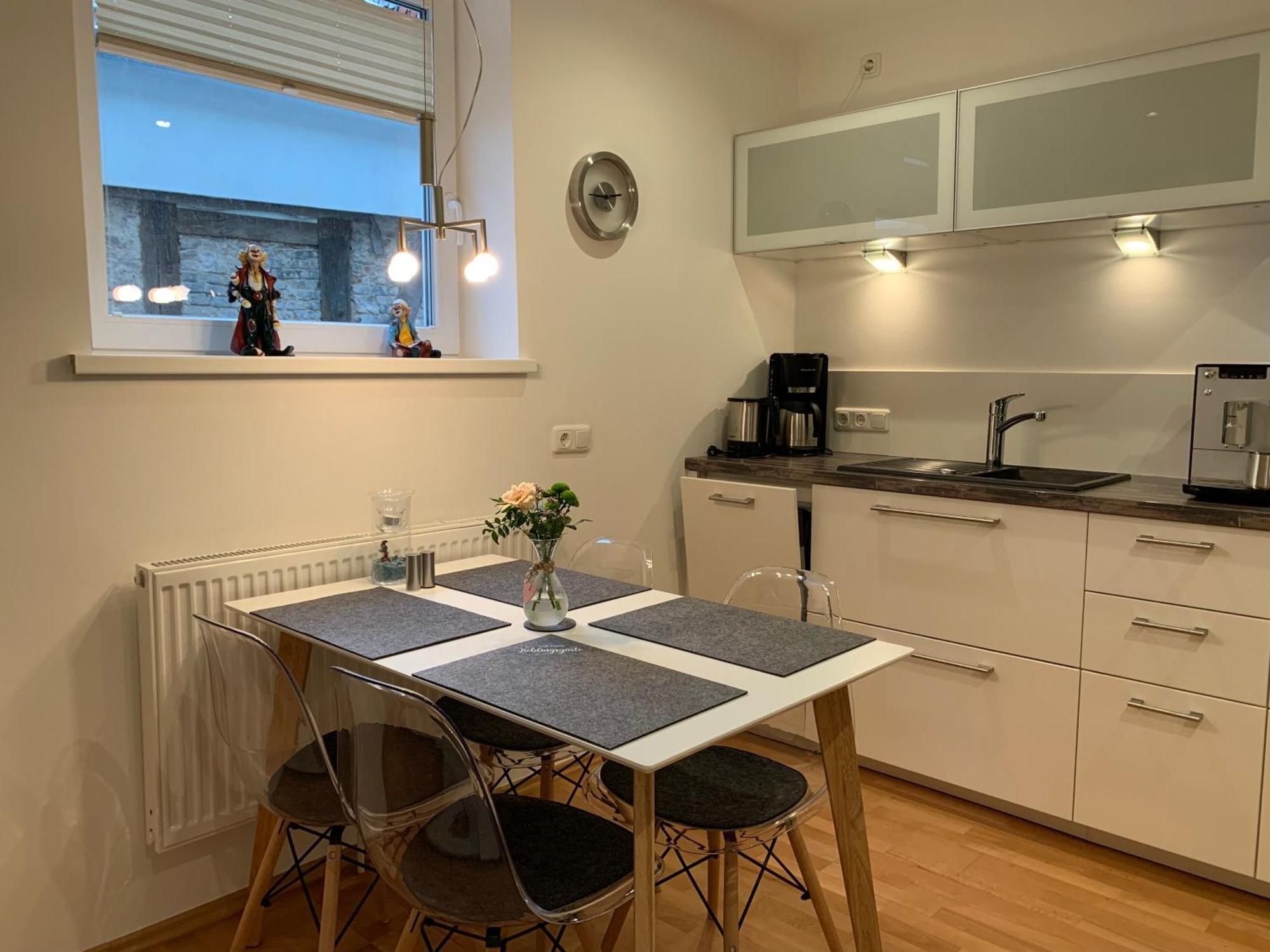 Ferienwohnung Janus Altstadt-Hameln Haus 2 Inklusive Parkplatz - Mit Und Ohne Terrasse Oder Loggia Hamelin Eksteriør bilde