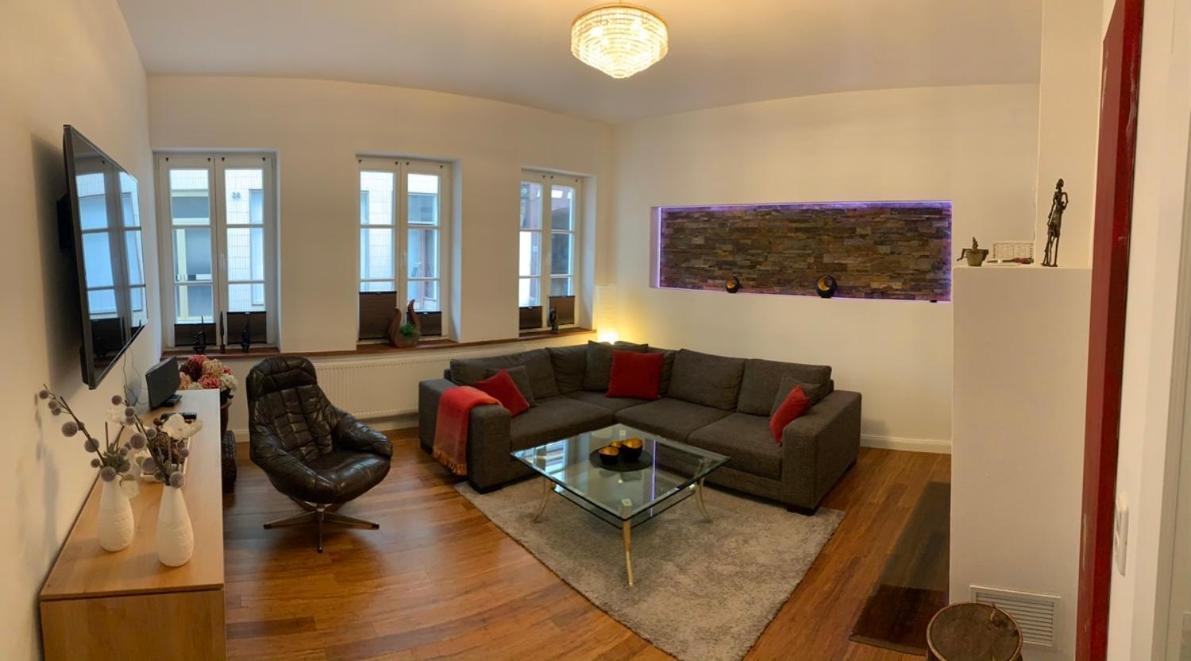 Ferienwohnung Janus Altstadt-Hameln Haus 2 Inklusive Parkplatz - Mit Und Ohne Terrasse Oder Loggia Hamelin Eksteriør bilde