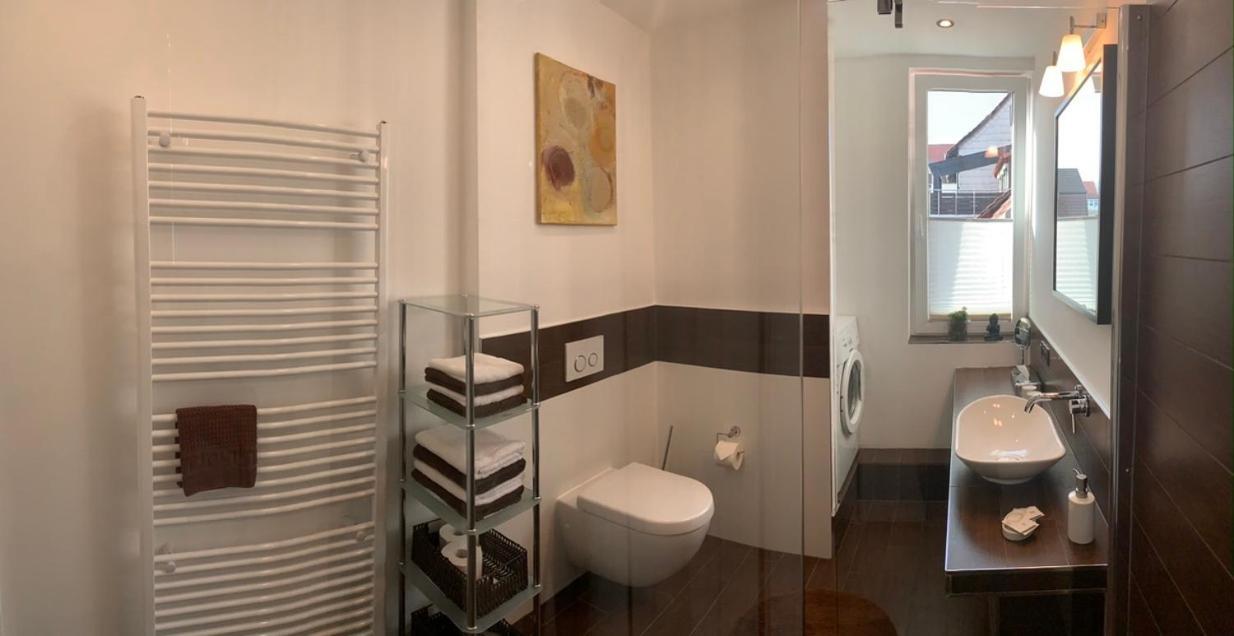 Ferienwohnung Janus Altstadt-Hameln Haus 2 Inklusive Parkplatz - Mit Und Ohne Terrasse Oder Loggia Hamelin Eksteriør bilde